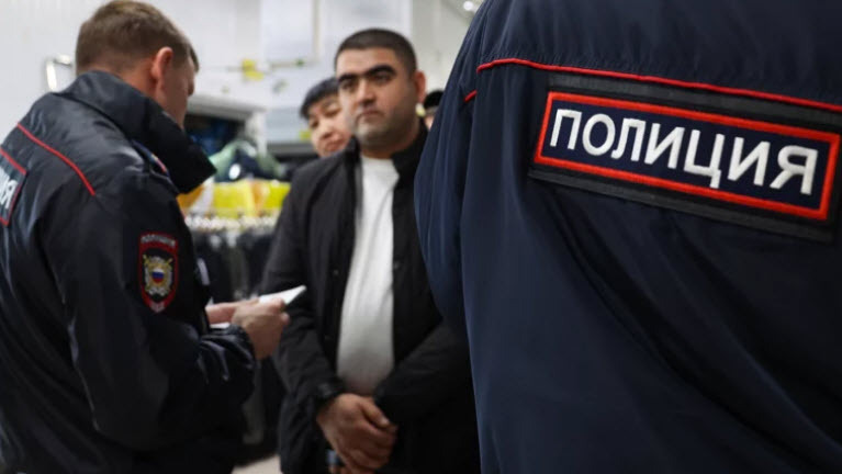 Что?! Отбирать паспорта?! То есть, могут забрать паспорт у человека, если он не поклялся в верности государству? Неужели это правда?!