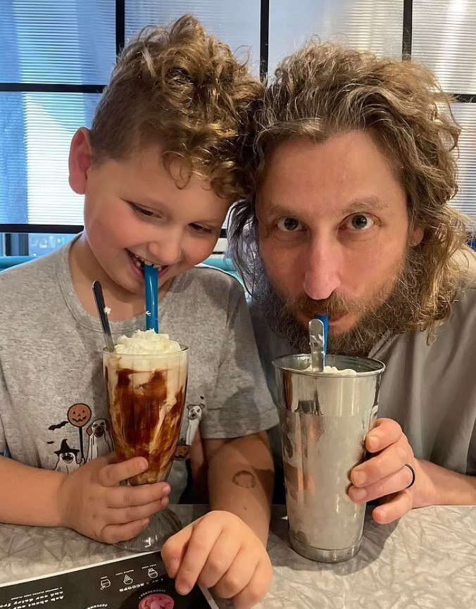 Убил всю семью из-за победы Д.Трампа!