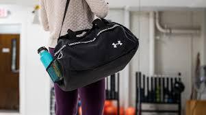 5 Незаменимых Мелочей в Спортивной Сумке для Зала