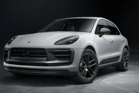 Самые дешёвые автомобили люксовых автопроизводителей: доступность элитарного класса.