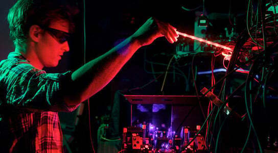 Фотонные устройства могут превзойти традиционные компьютеры