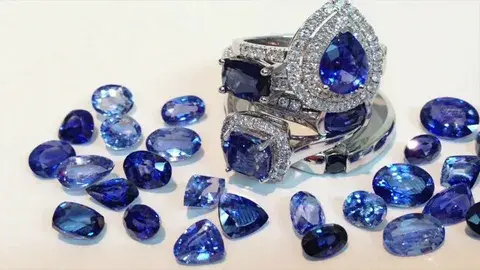 Где в России добывают драгоценные камни.