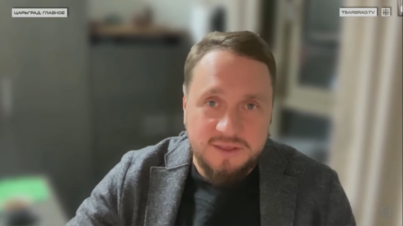 А теперь поговорим об экономике , инфляции . В том что есть искусственно созданное и естественное образование инфляции ,подумаем что к чему ?