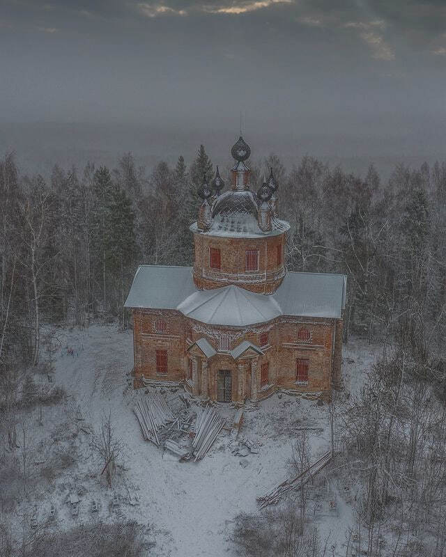 Храмовый комплекс погоста Высоко в Солигаличском районе Костромской области