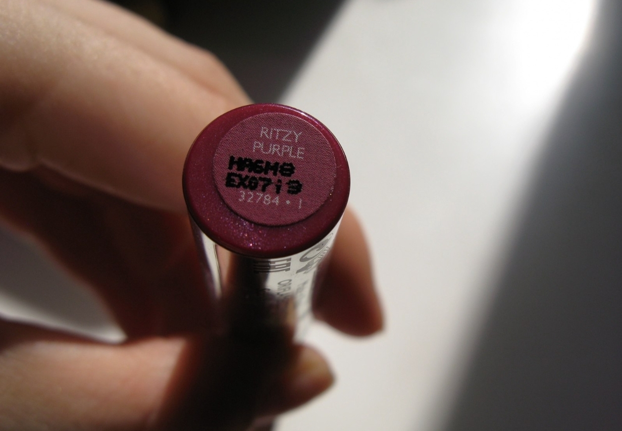 Звёздный фэшн-лук с помадой "роскошный пурпур" от Орифлейм! Статья-ностальгия 💄