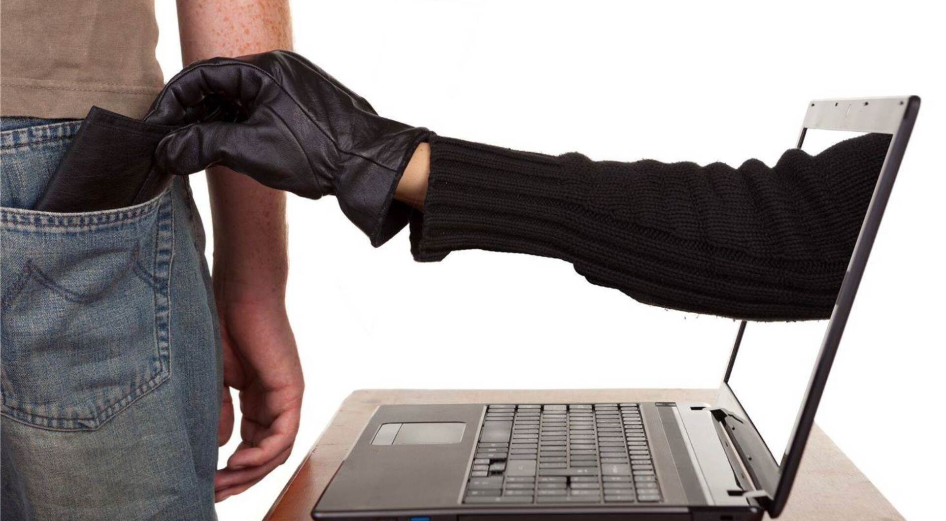 Жертвами преступления стали «учитель года – 2022», и семья, получившая статус «семья года – 2021