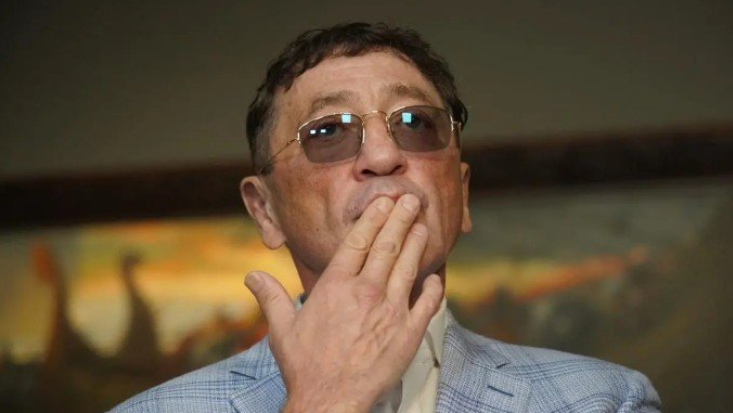 Не поверишь! Представь, Лепс прямо во время концерта на зрителя наорал! Вот это да! Что за беспредел?!