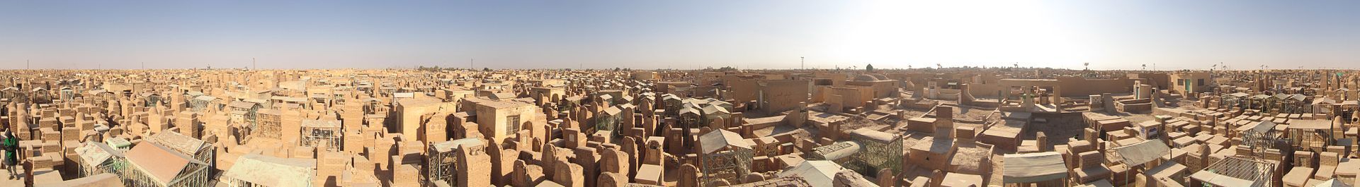 Самое большое кладбище в мире