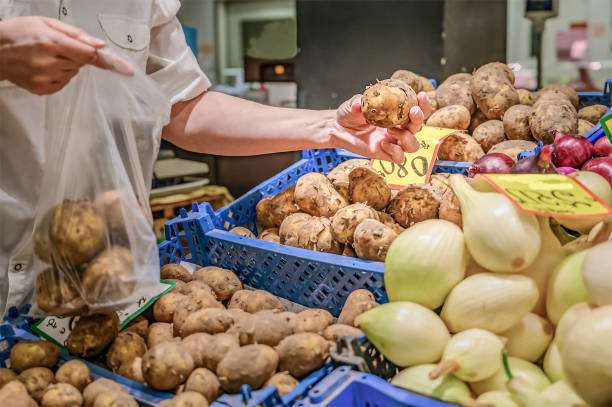 Почему дорожает картофель? – такой вопрос просят проверить Генпрокуратуру и ФАС депутаты Госдумы