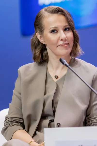 Эстрадные страсти: Маэстро эфира против Королевы хайпа