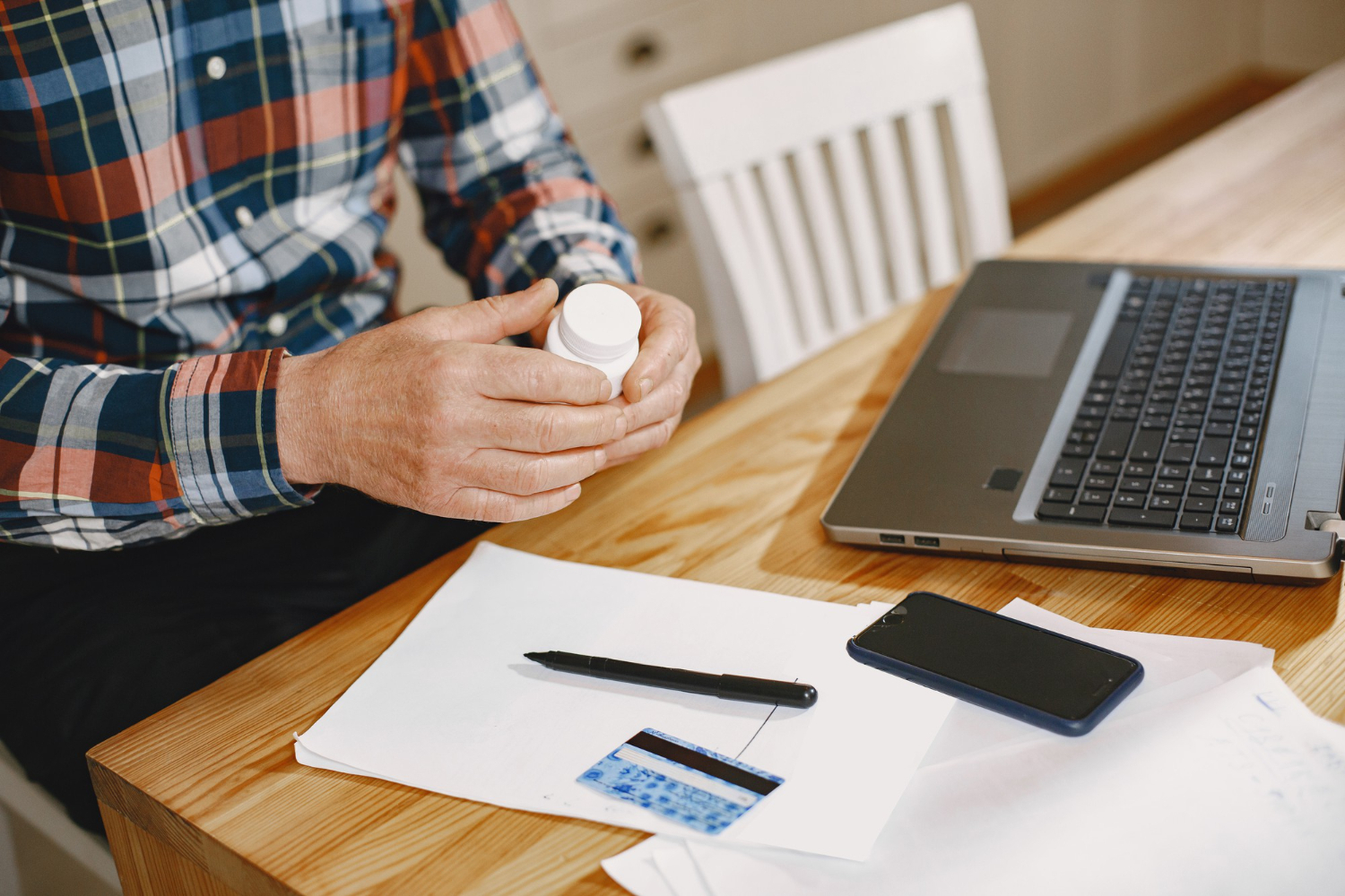 Заморозка счетов и незаконные штрафы: история клиента, который победил банк