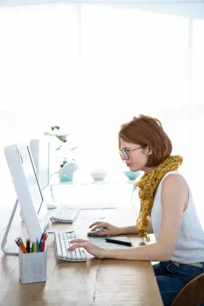 Госдума планирует ввести дистанционную работу вместо больничного, но опасается злоупотреблений