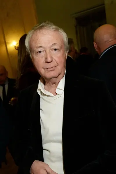 Кухонные баталии и сценические страсти: как Петросян пытался вытащить Степаненко из декрета длиною в жизнь