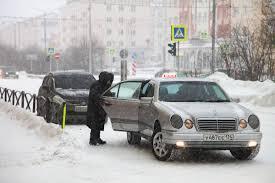 Как одна женщина вызвала такси при неработающей мобильной связи