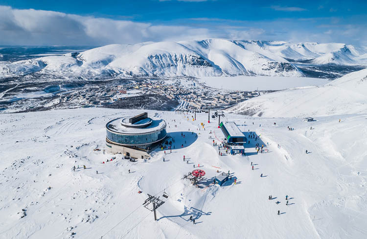 Лучшие зимние курорты России