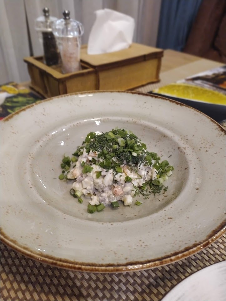 Вкуснейшие хинкали, самый вкусный хачапури, наверное вкуснейший на побережье) Если будете в Сочи, а точнее на Имеретинском курорте, посетите La Luna)