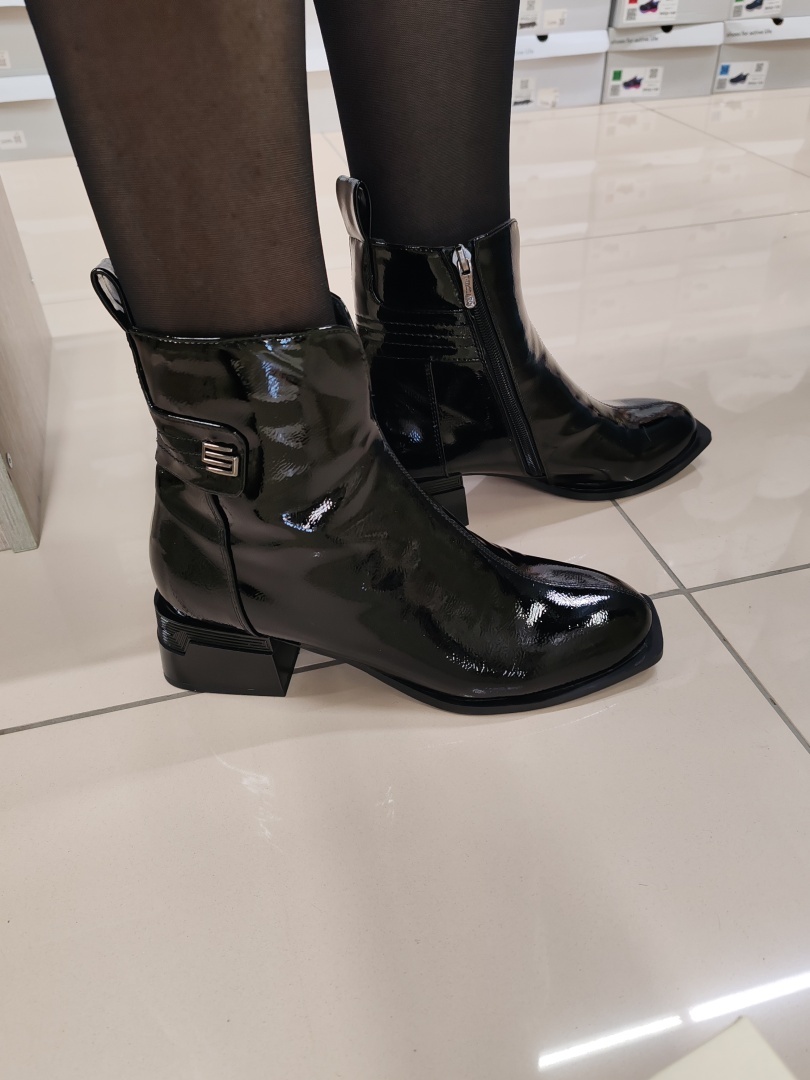 10 000 бонусов к Новому году от магазина Kari. На что их можно потратить, и почему я для себя там ничего не нашла