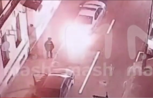 Поджегшим полицейскую машину в Москве оказался почти Зеленский