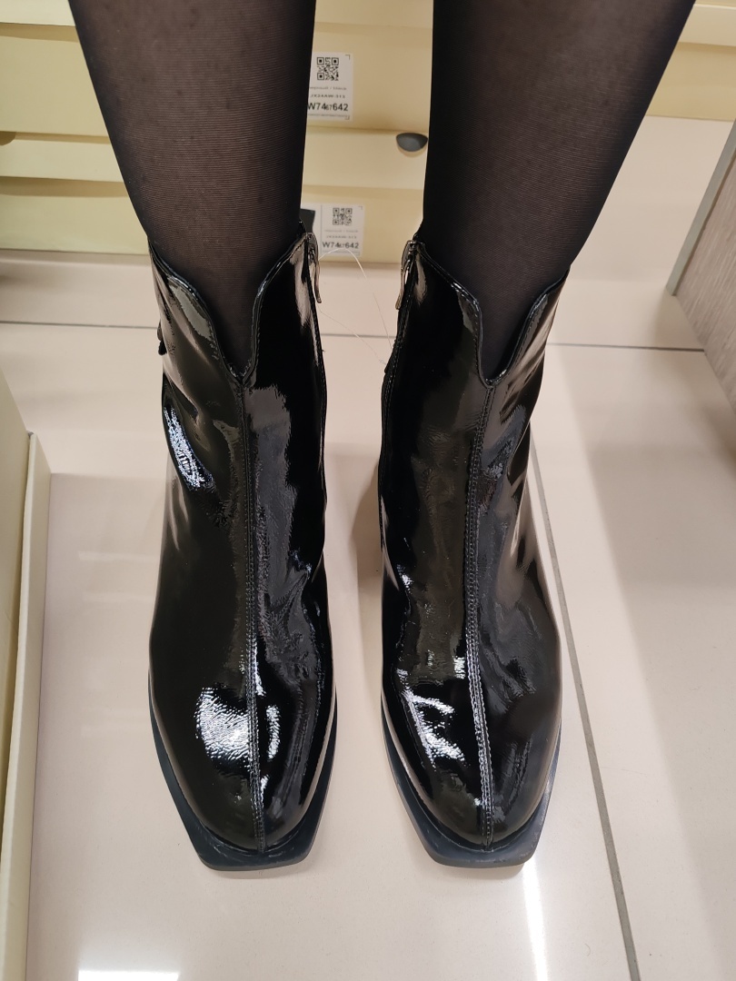 10 000 бонусов к Новому году от магазина Kari. На что их можно потратить, и почему я для себя там ничего не нашла