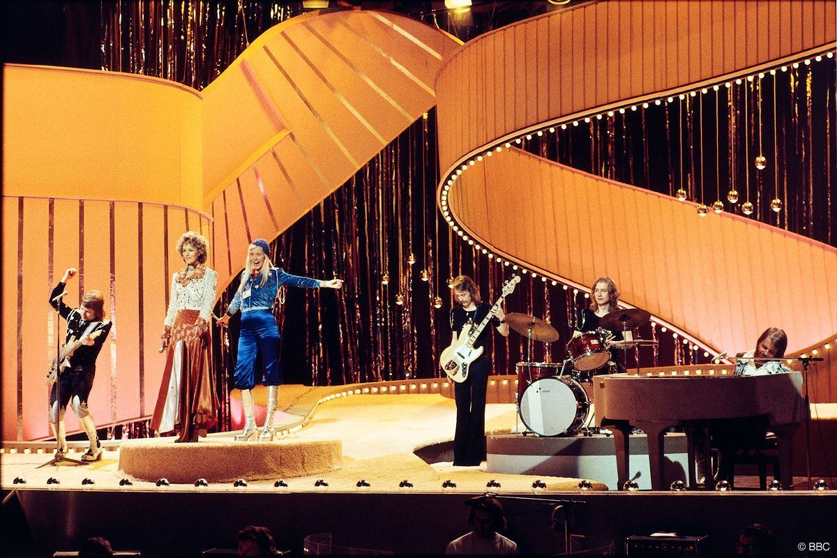 Как шведские музыканты с будущим участником ABBA сплагиатили всем знакомую советскую песню?