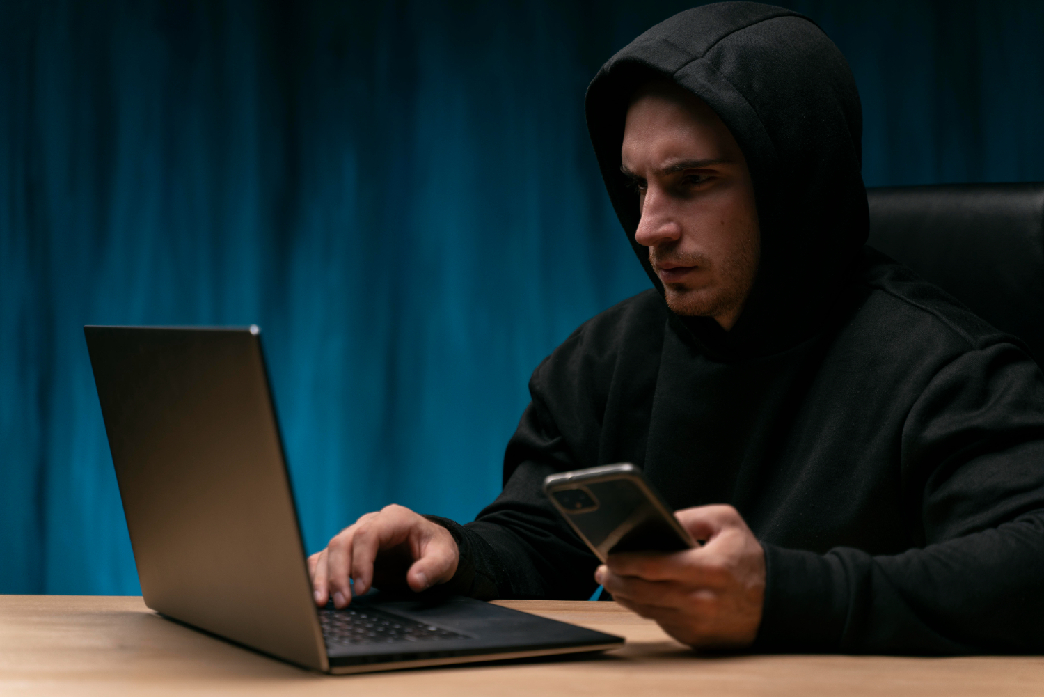 Будьте осторожны: 8 новых видов мошенничества в декабре 2024 года