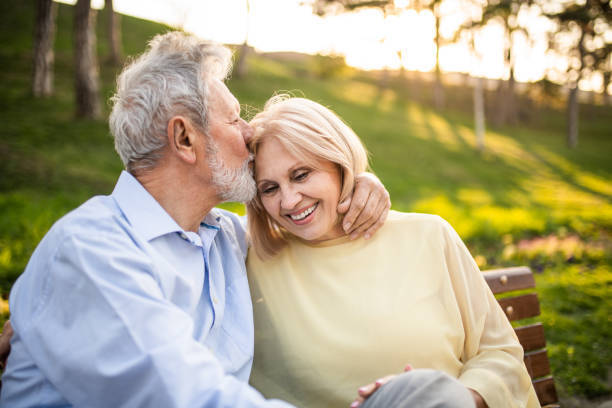 А вы знаете, что брак по-разному отражается на здоровье мужчин и женщин, а почему?