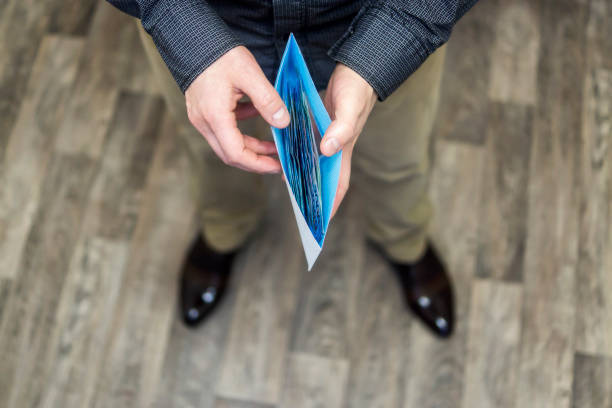 А вы знаете, что аванс в мае будет меньше обычного и почему?