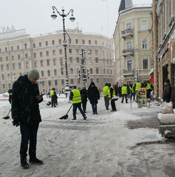 Репортаж с водой в ботинке
