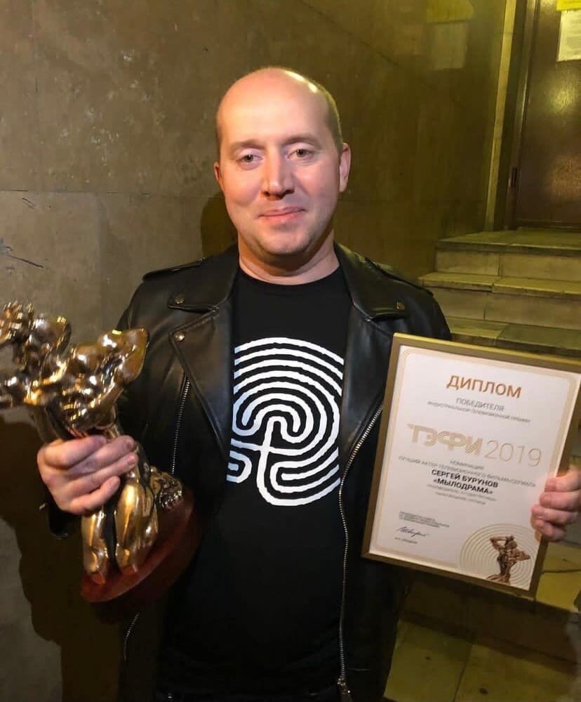 Как народный любимец Сергей Бурунов(а также голос Лео ДиКаприо) пришел к успеху