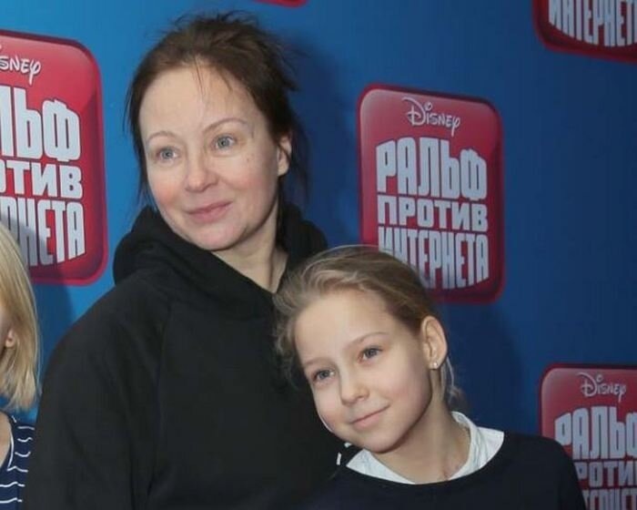 Ушла из жизни талантливая Евгения Добровольская в возрасте шестидесяти лет. У актрисы осталась несовершеннолетняя дочь Настя