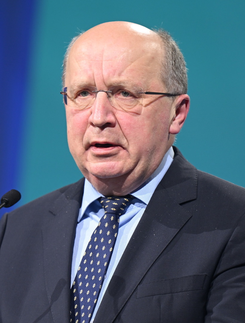 В Еврокомиссии призвали затягивать конфликт на Украине чтобы сдерживать Россию