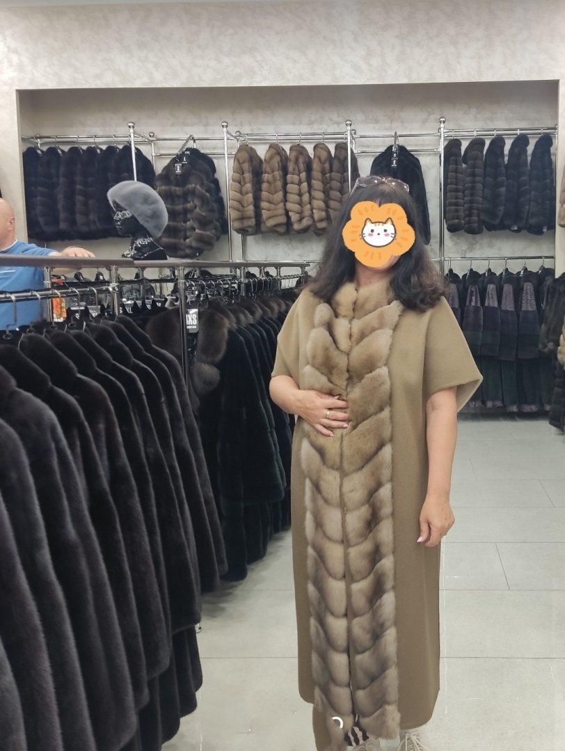 История про то, как мы с подругой на меховую фабрику шубы смотреть ездили