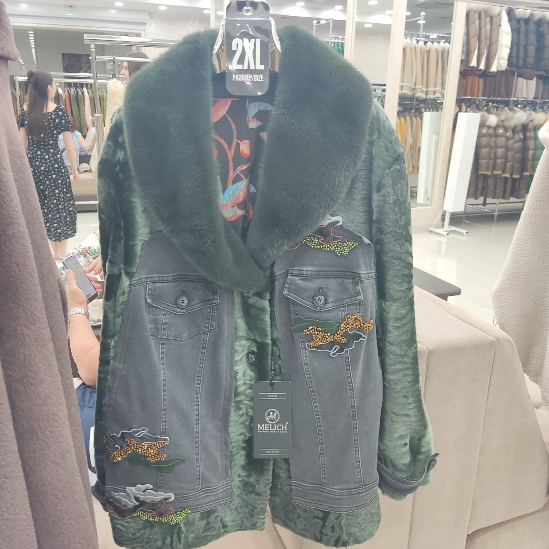 История про то, как мы с подругой на меховую фабрику шубы смотреть ездили