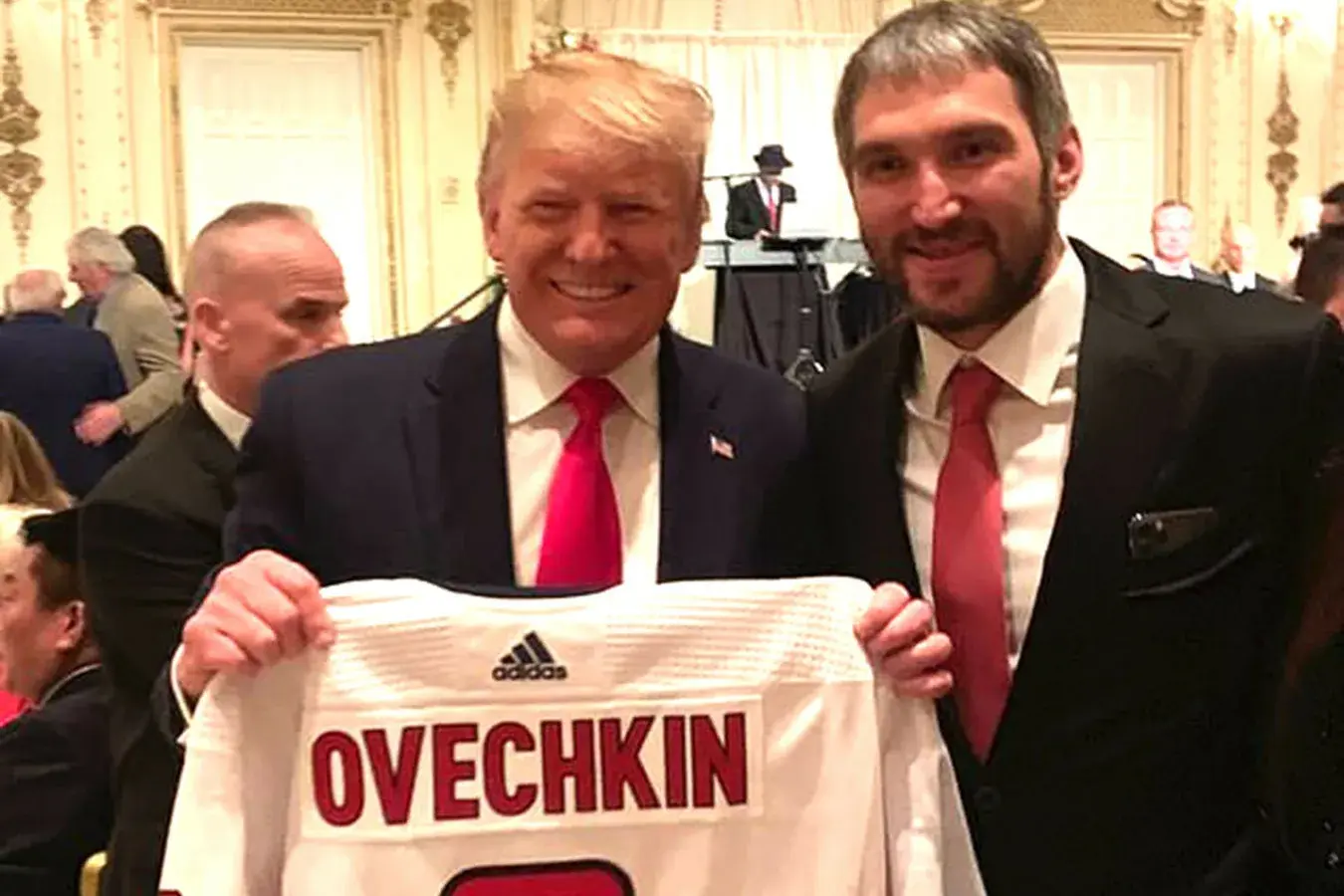 «Человек с характером». Американский журналист допустил, что Овечкин может стать президентом России