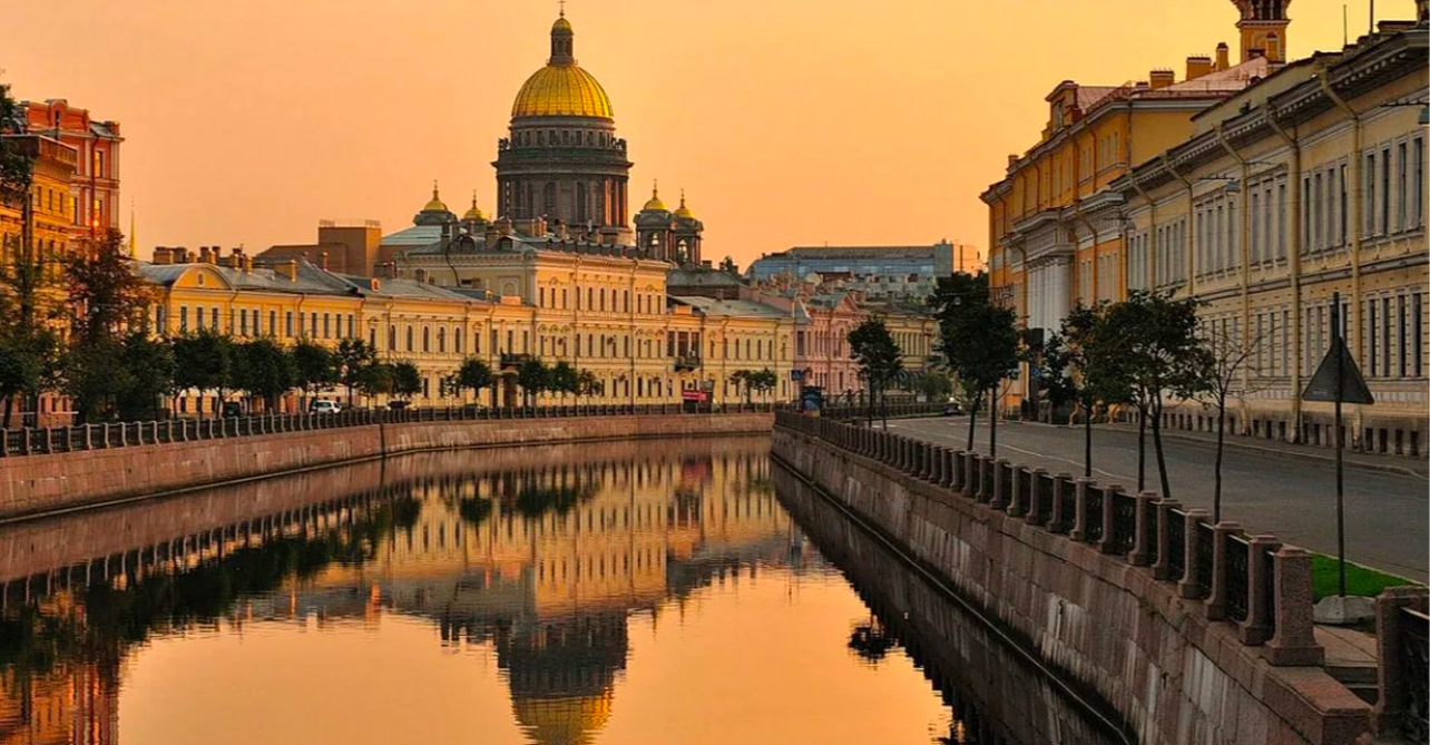 Топ 20 мест которые необходимо посетить в Санкт- Петербурге