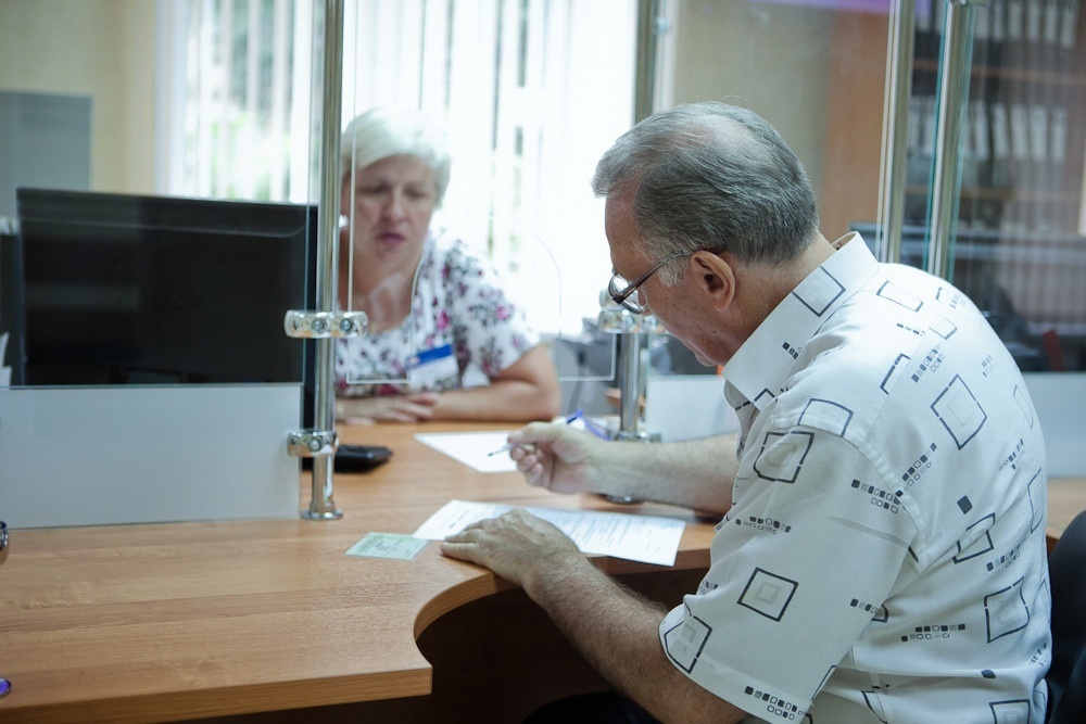 Удержание работниками СФР долгов с пенсионеров осуществляется с сохранением прожиточного минимума