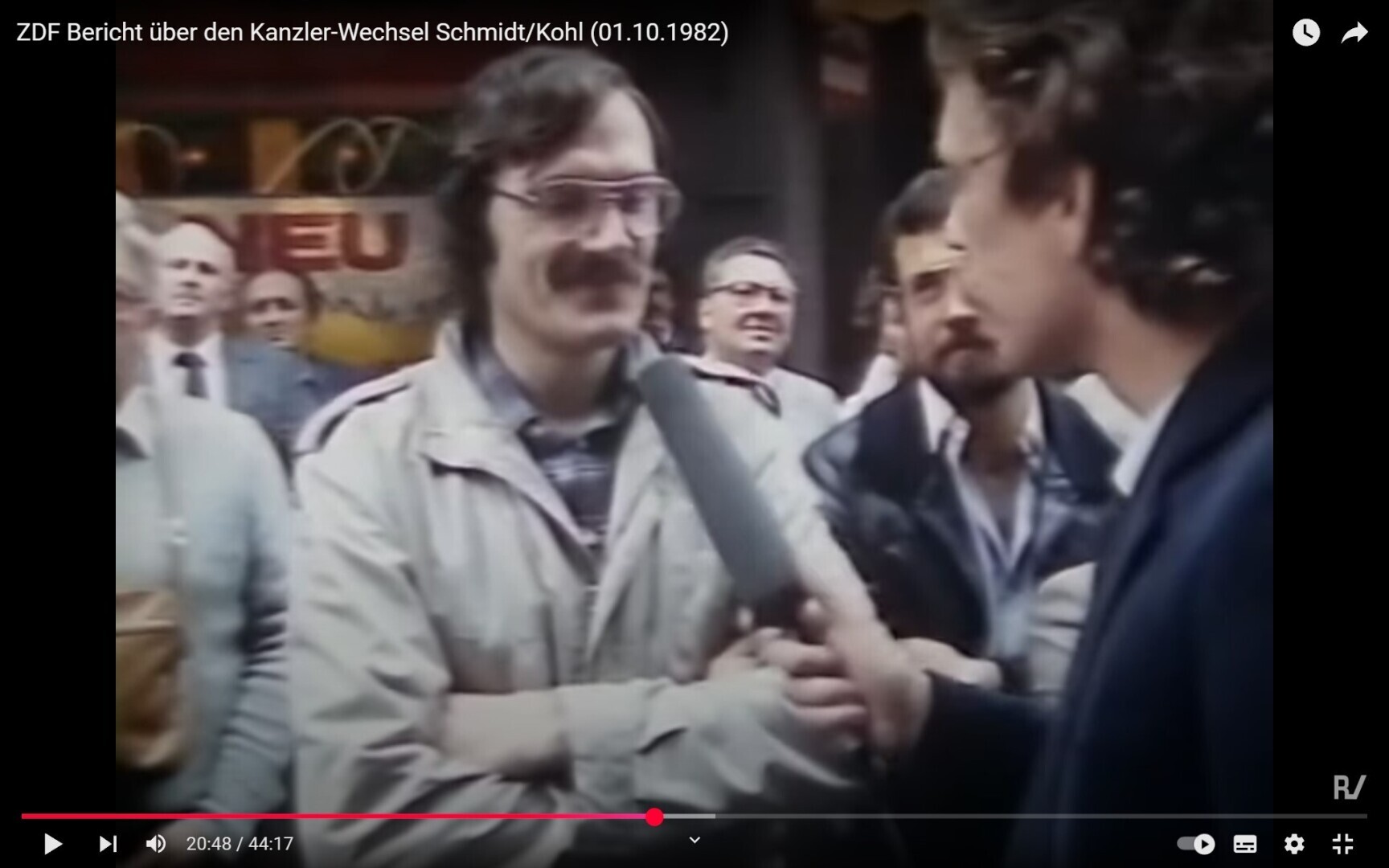 Еще видео из 1980-х годов, где Гельмут Коль. Репортаж ZDF о смене канцлера Шмидта Колем 01/10-1982.