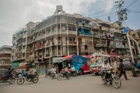 Трое полицейских погибли, шестеро получили ранения в результате нападения на контрольно-пропускной пункт в Пакистане