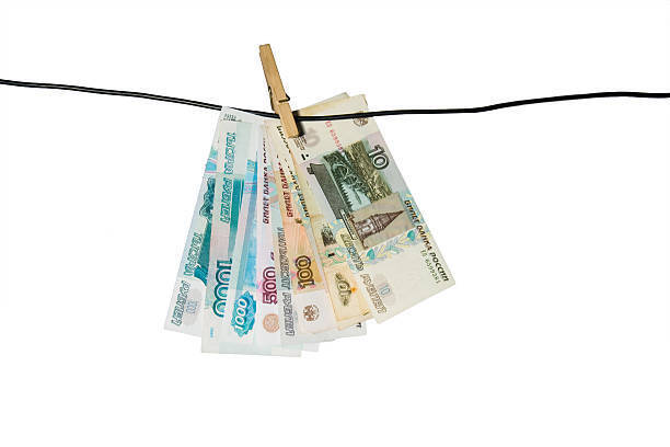 Банкноты двадцатилетней давности по 5 и 10 рублей возвращаются!