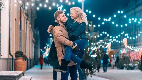 Любовные сюрпризы для каждого знака зодиака в 2025 году