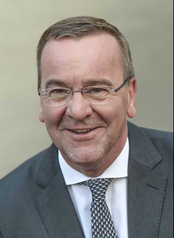 США не должны были идти на уступки России по Украине, считает немецкий министр