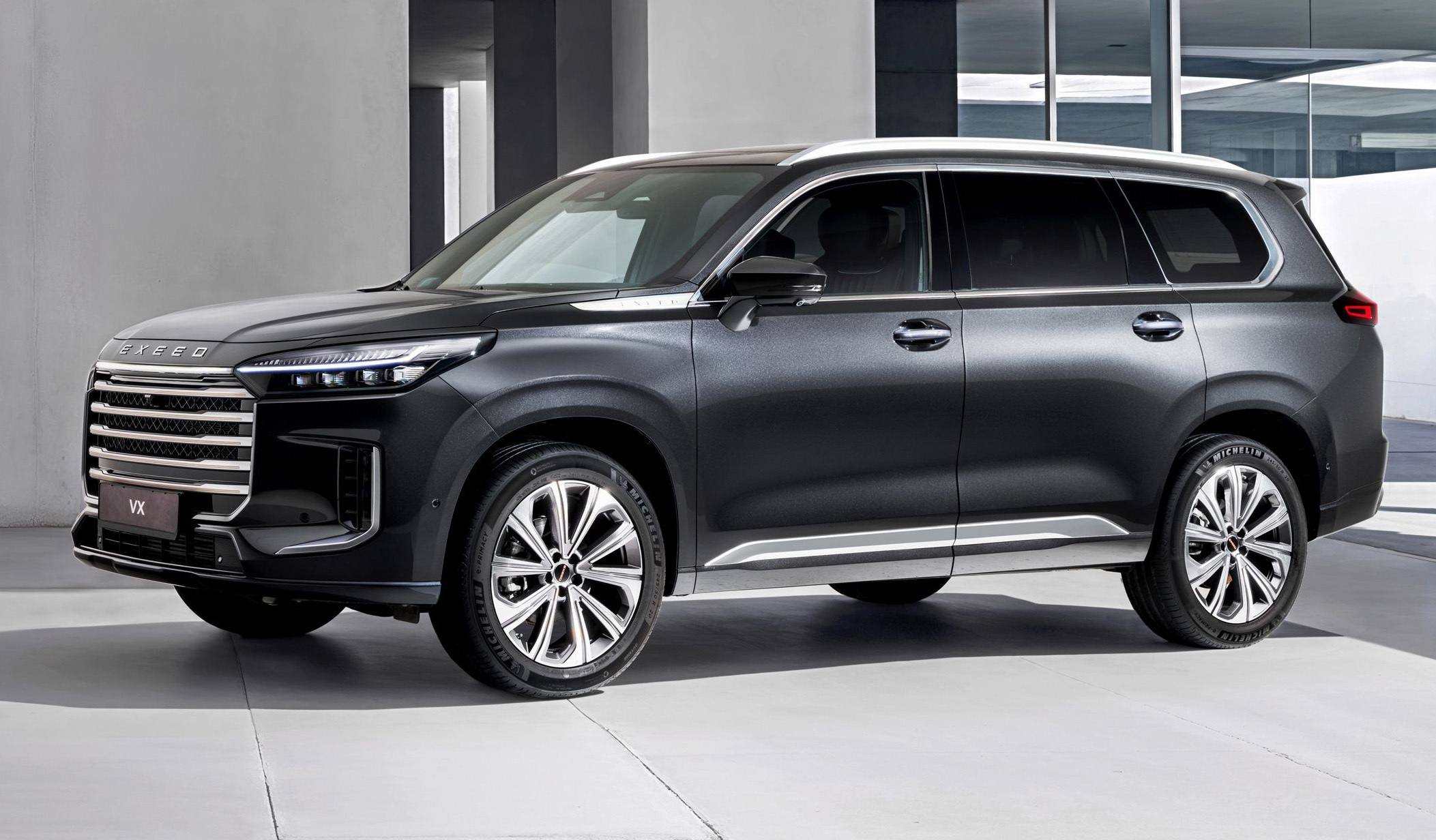 Новый взгляд на российские дороги: что скрывает бренд Tenet?