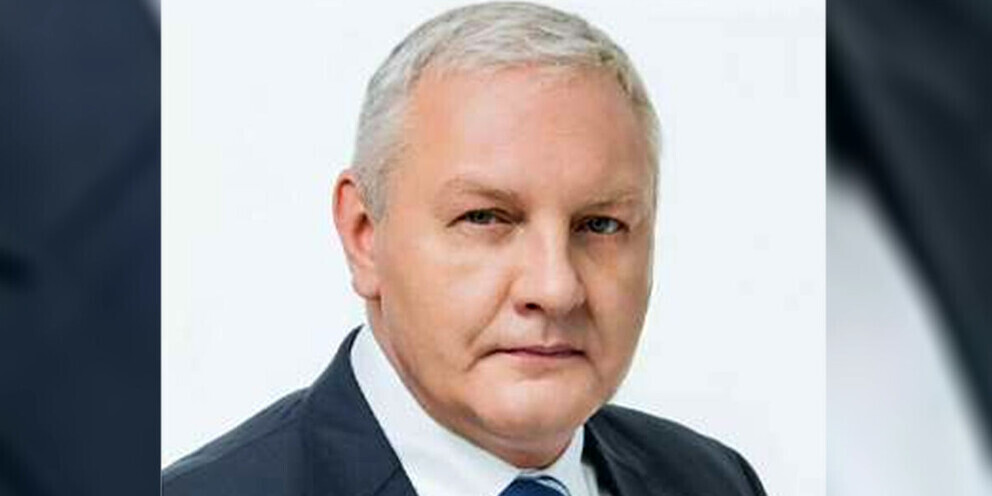 "У нас народ живет вообще неплохо. За закладками на такси ездят!" Екатеринбургский депутат оценил благосостояние горожан по наркоманам