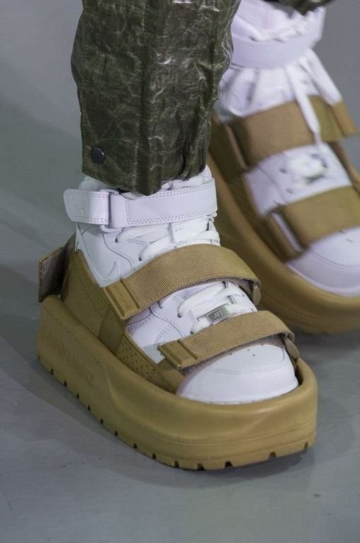 Выше некуда: причуды модных домов