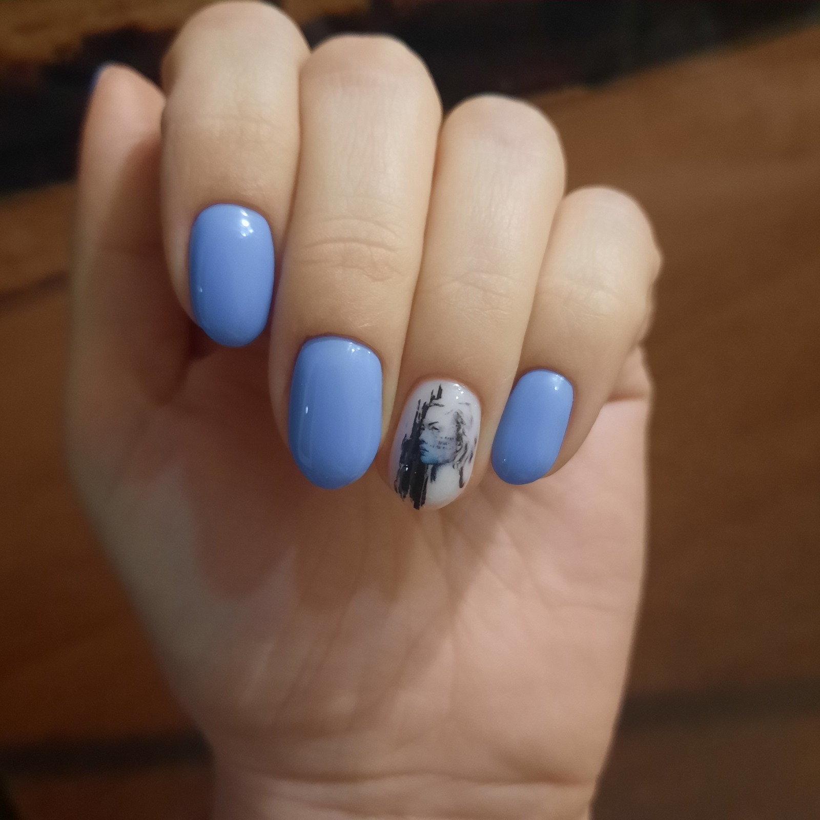 Говорят, что он уже не в моде. А мне все равно. Или 5 причин почему я люблю гель-лак.