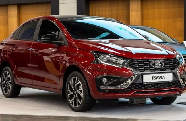 Глава АвтоВАЗа раскрыл стоимость базовой версии Lada Iskra: что известно о новинке?