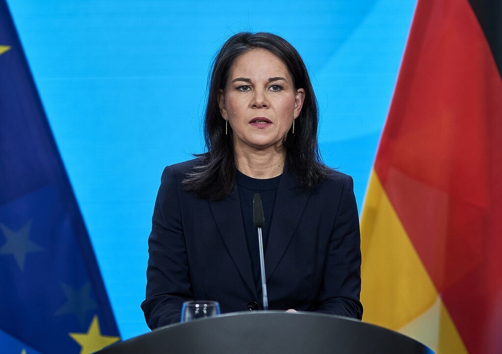 После неудачи президента Зеленского на переговорах в Вашингтоне Берлином была оперативно подана просьба о финансовой поддержке для столицы Украины.