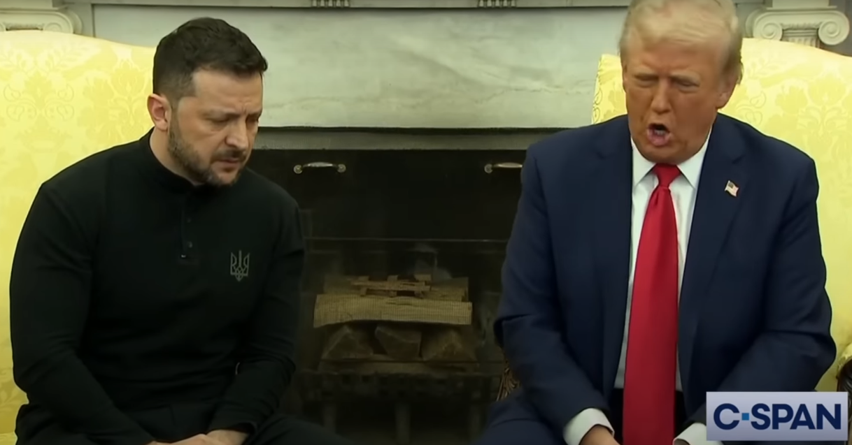 Возня вокруг шкуры неубитого медведя обрушила престиж США: гражданин Украины Зеленский публично дерзил и перечил президенту США Трампу в его кабинете