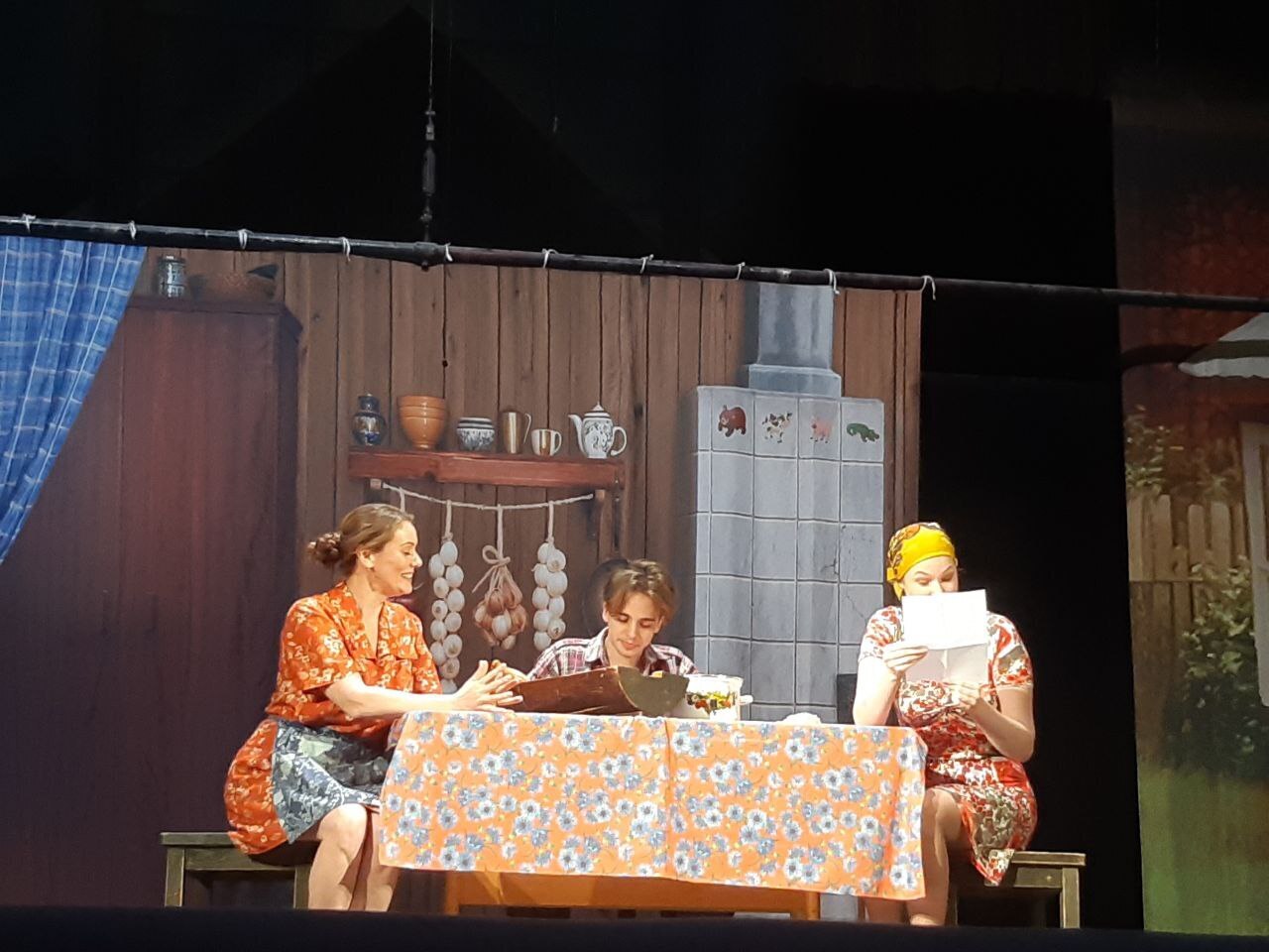 Немного о прекрасном. "Любовь и голуби" на сцене.