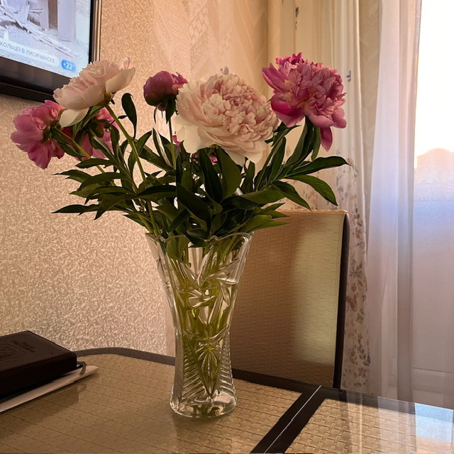 О правах женщин в Международный женский день и мой ответ РПЦ на высказывание почему женский день лучше праздновать не 8 Марта!